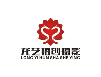 曾翼的logo设计