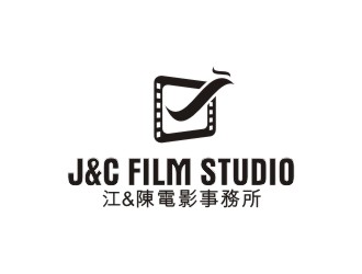 李泉辉的logo设计