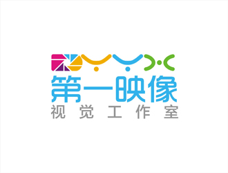 周都响的logo设计